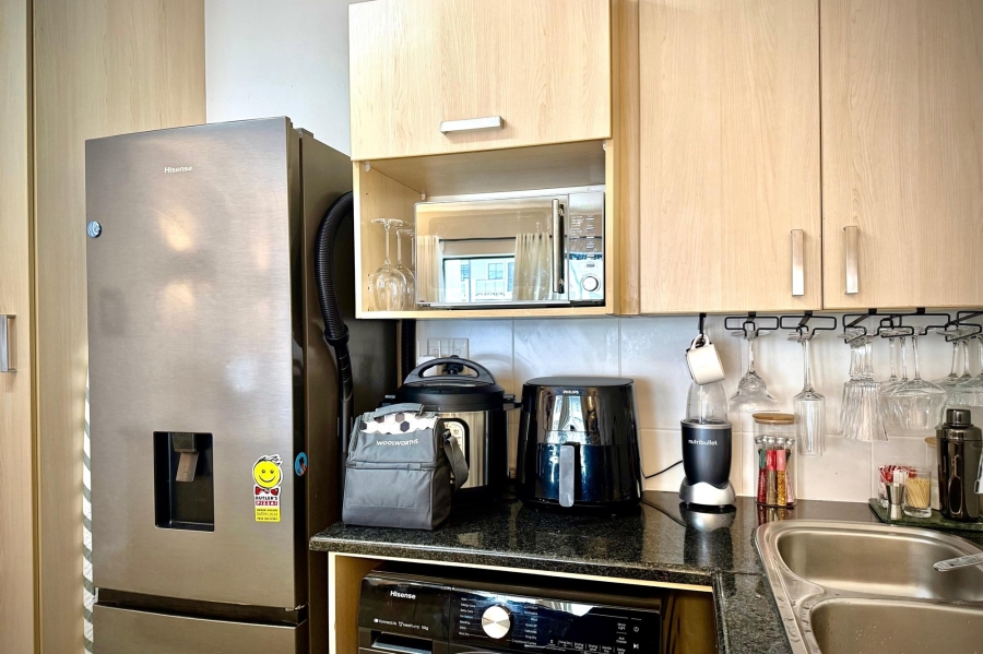 To Let 1 Bedroom Property for Rent in Mowbray Western Cape